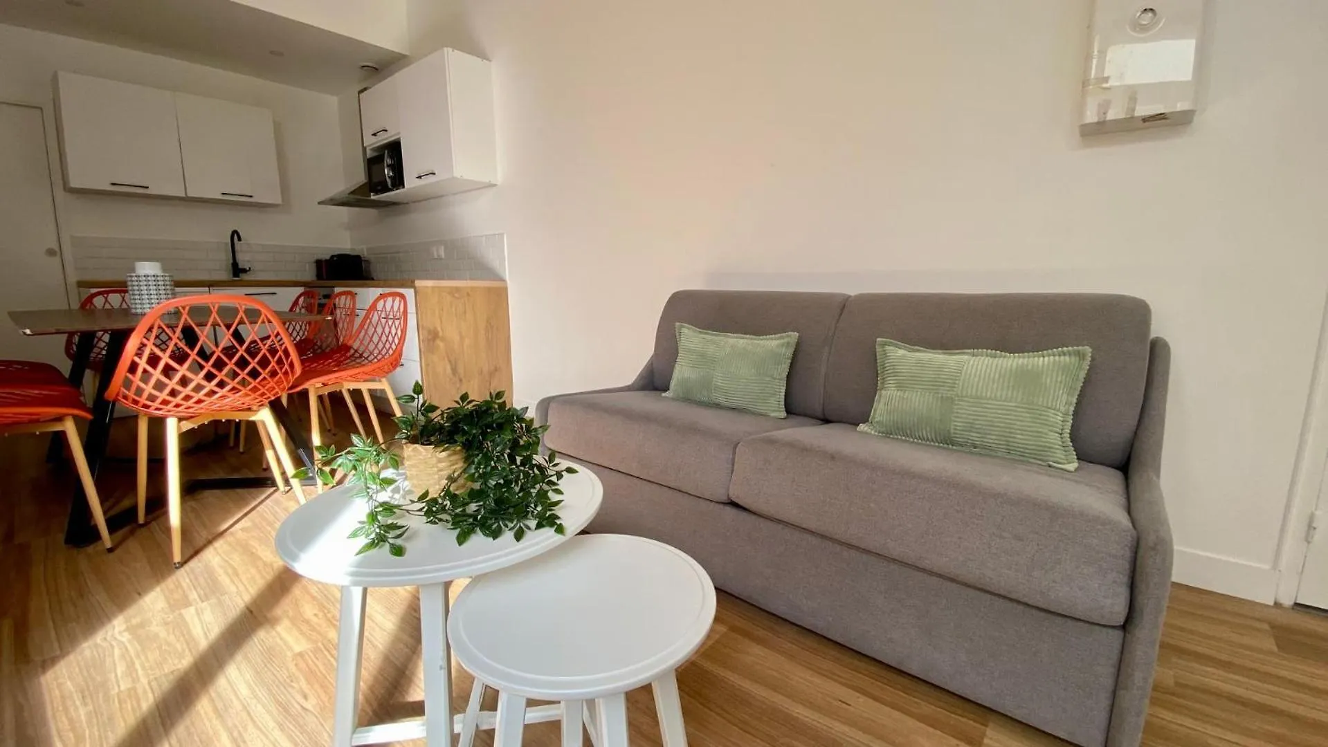 Pois3Ouest - Vast Apartment At Poissonniere 8P Paris