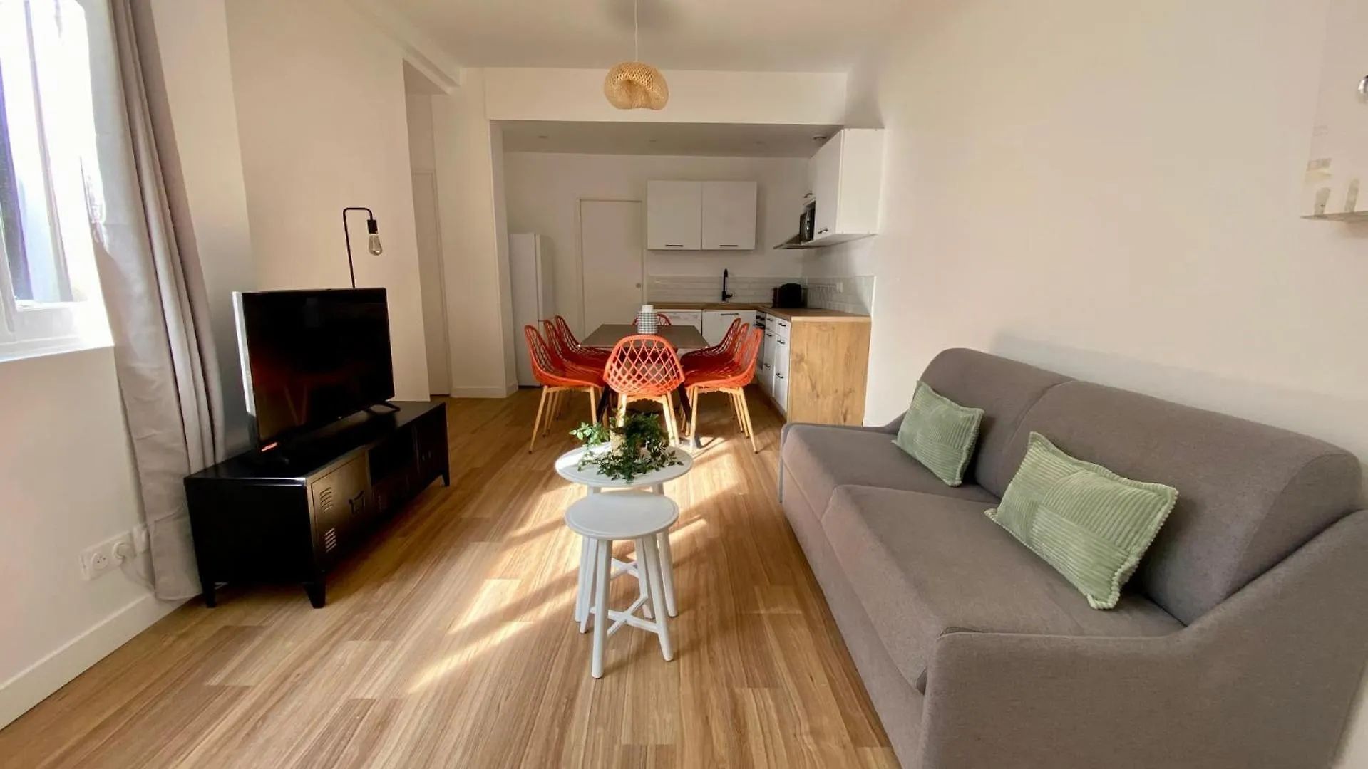 Pois3Ouest - Vast Apartment At Poissonniere 8P Paris 0*,  France