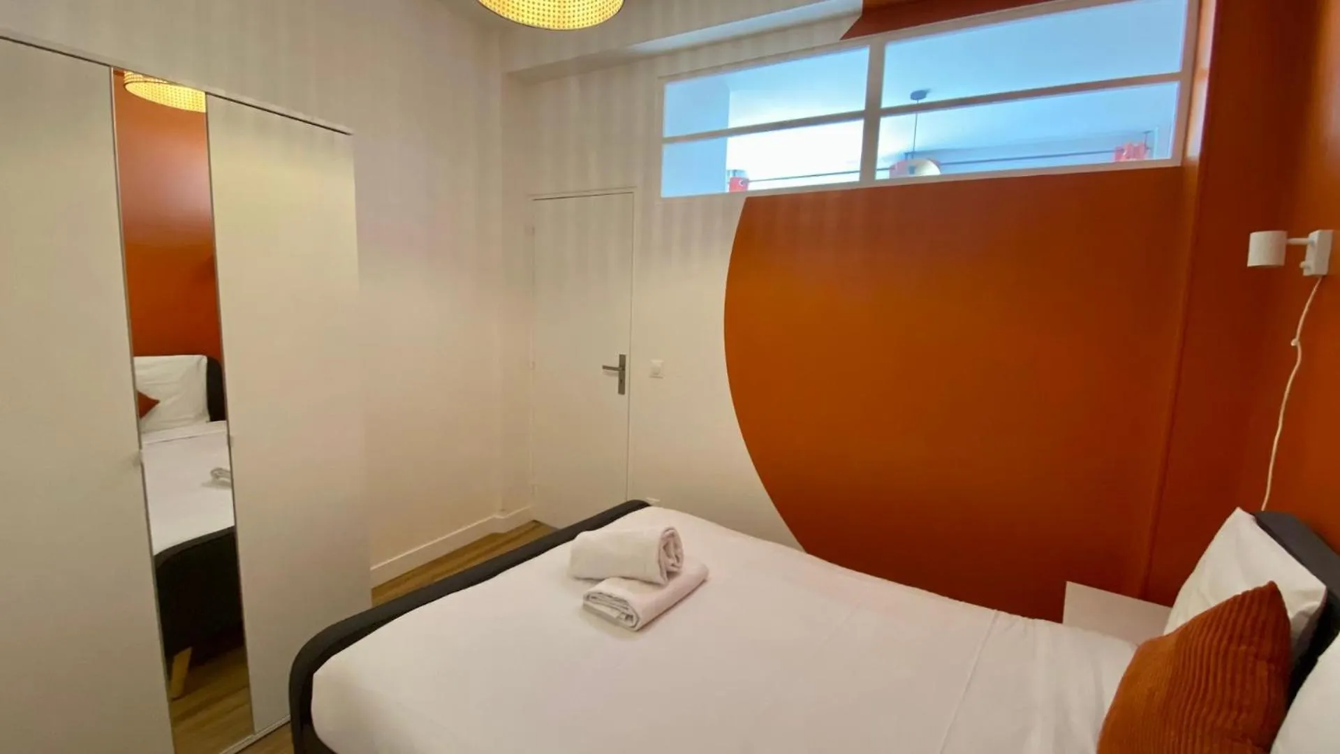 Pois3Ouest - Vast Apartment At Poissonniere 8P Paris 0*,  France