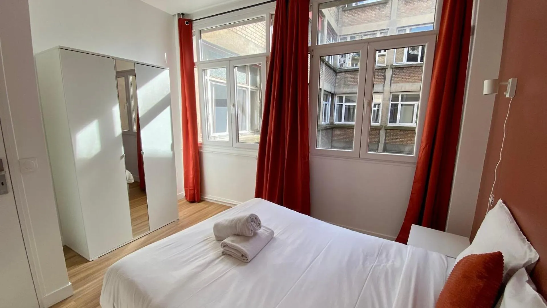 Pois3Ouest - Vast Apartment At Poissonniere 8P Paris